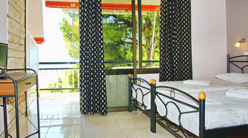 Lions2 Studios And Apartments Askeli Dış mekan fotoğraf