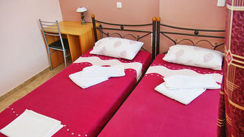 Lions2 Studios And Apartments Askeli Dış mekan fotoğraf